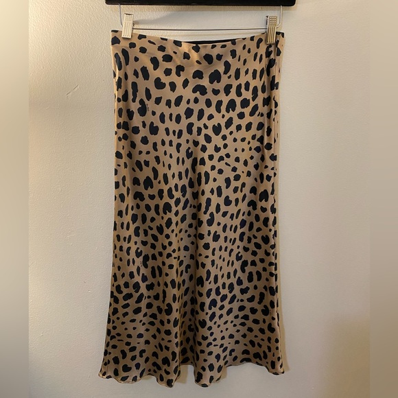 Naomi skirt Réalisation (Wild Thing/Leopard) - Picture 2 of 6